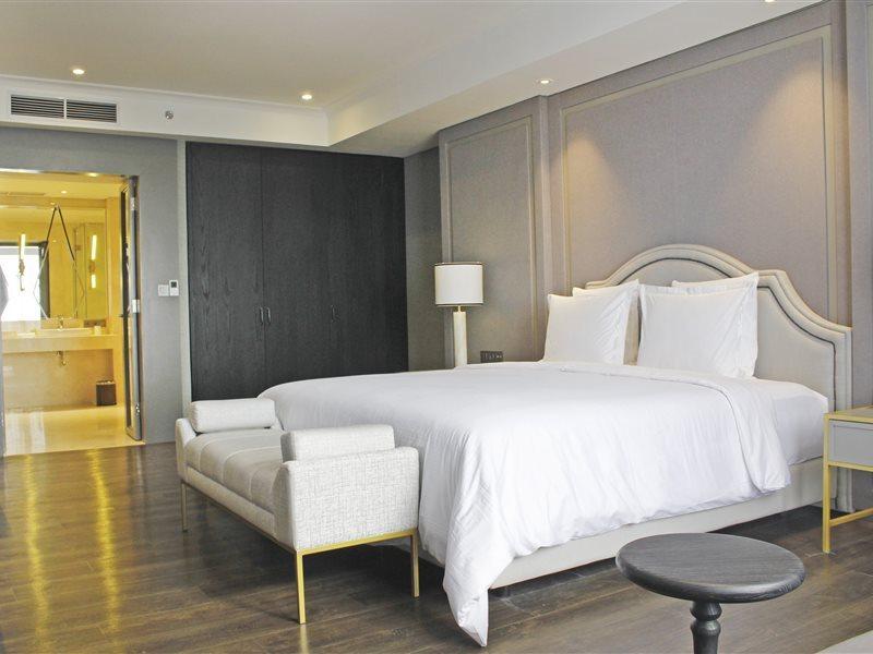 Goodrich Suites, Jakarta Exterior photo